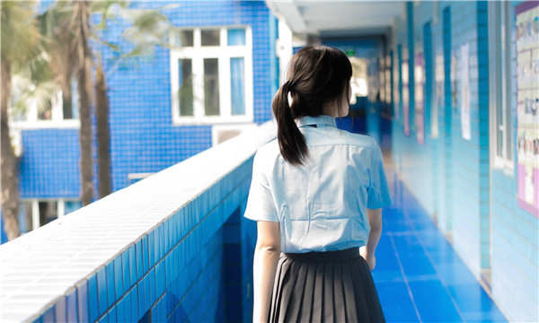 铁力如何找到一个可以帮助我生孩子的女人？